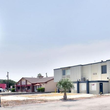 Americas Best Value Inn San Antonio Airport South Exteriör bild