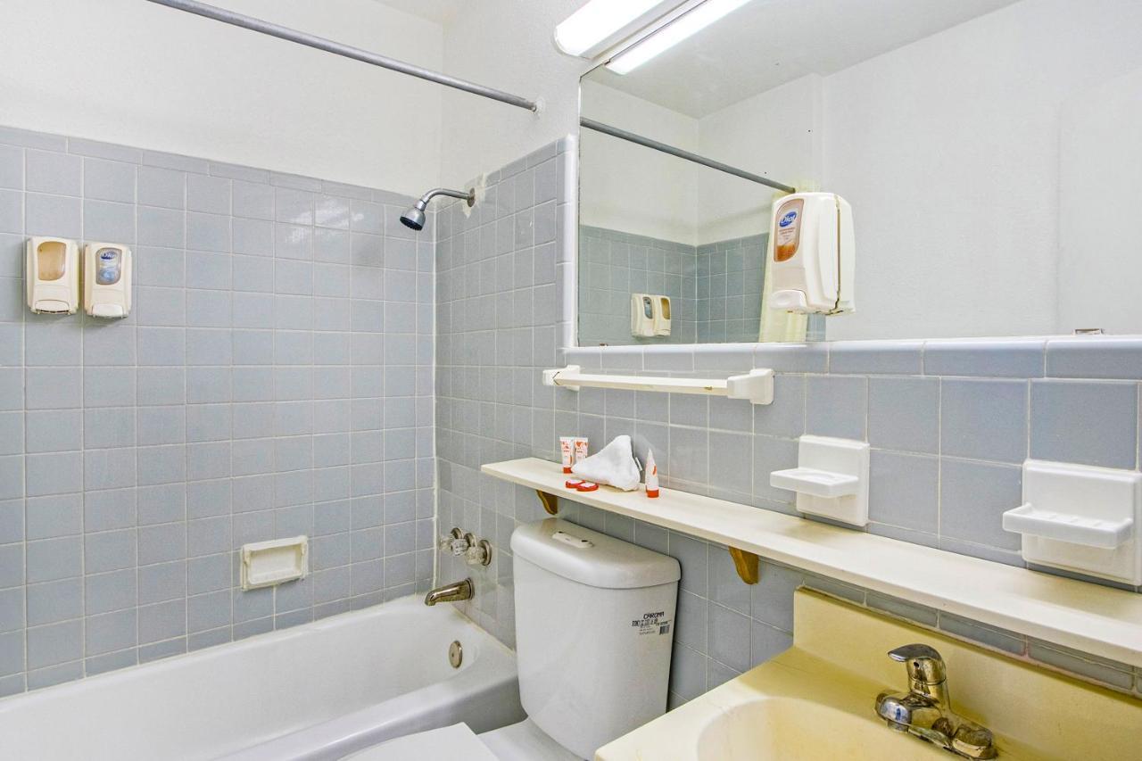 Americas Best Value Inn San Antonio Airport South Exteriör bild