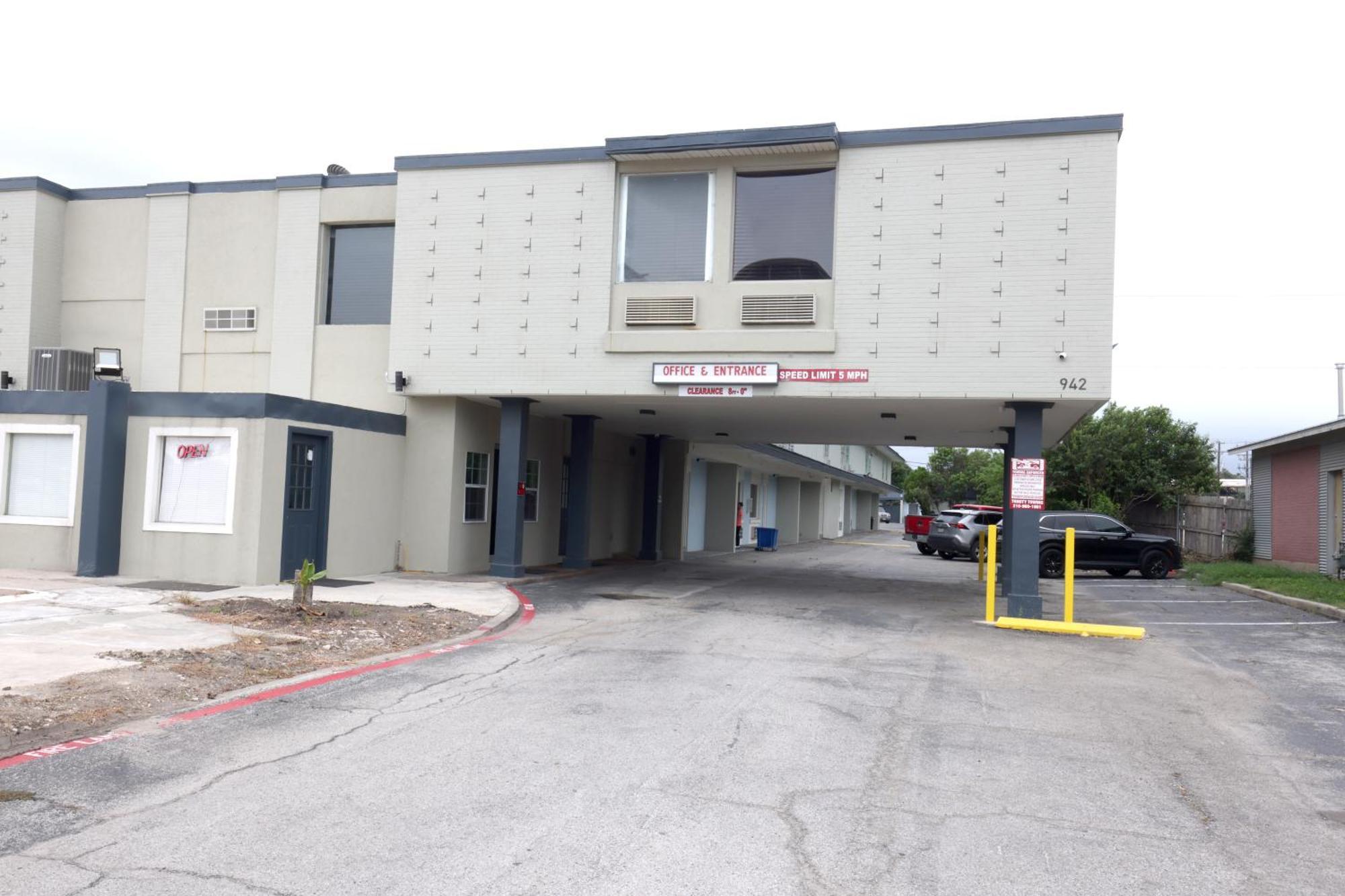 Americas Best Value Inn San Antonio Airport South Exteriör bild