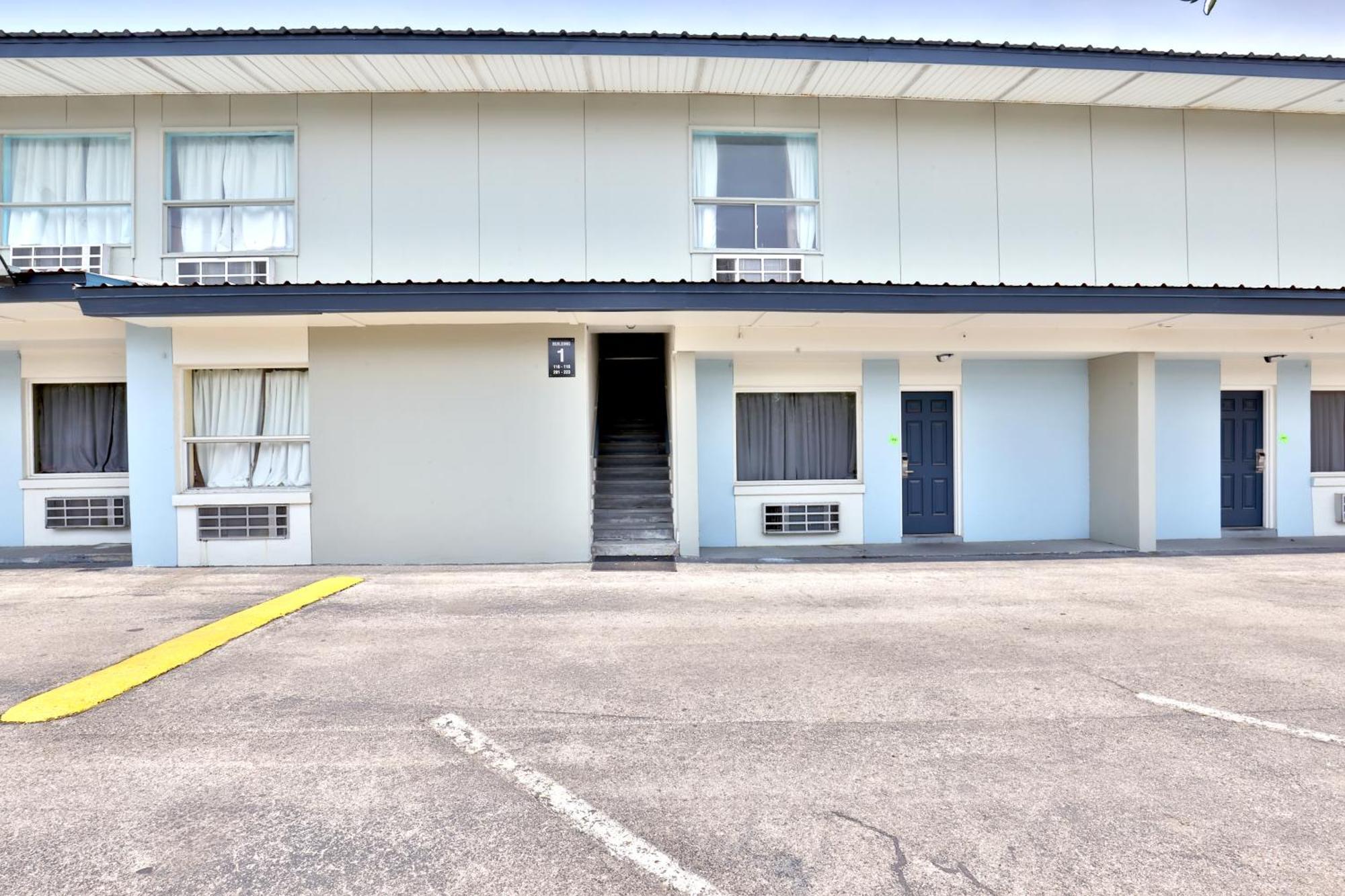 Americas Best Value Inn San Antonio Airport South Exteriör bild