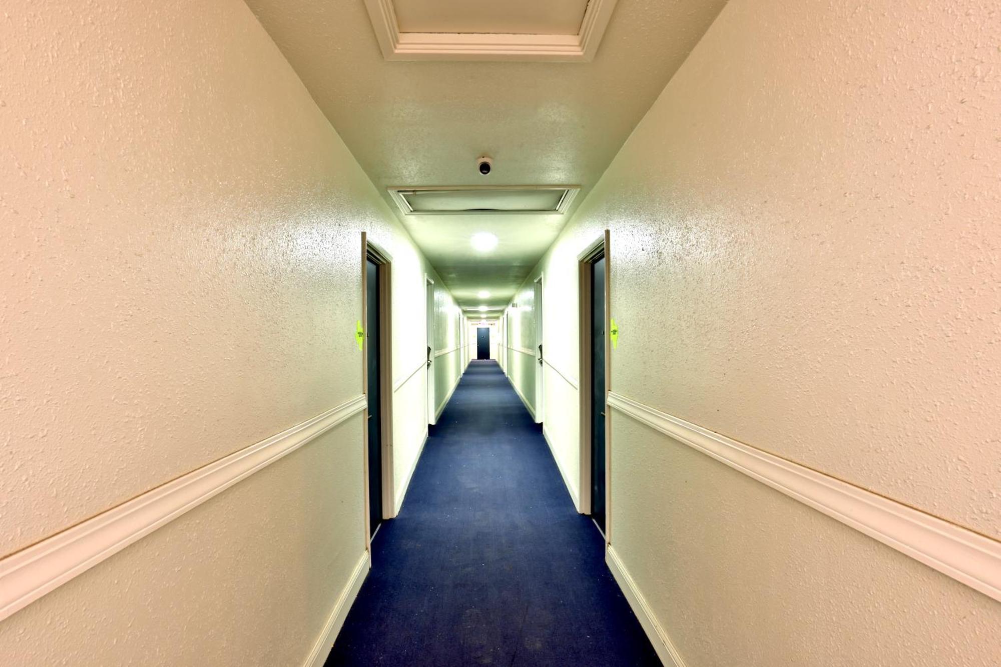 Americas Best Value Inn San Antonio Airport South Exteriör bild